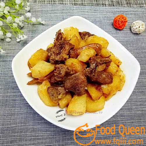 The practice of stewed duck with potatoes